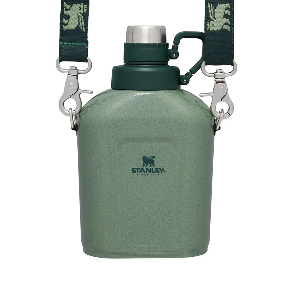 Stanley Classic Steel Canteen 1.1QT - Image 3
