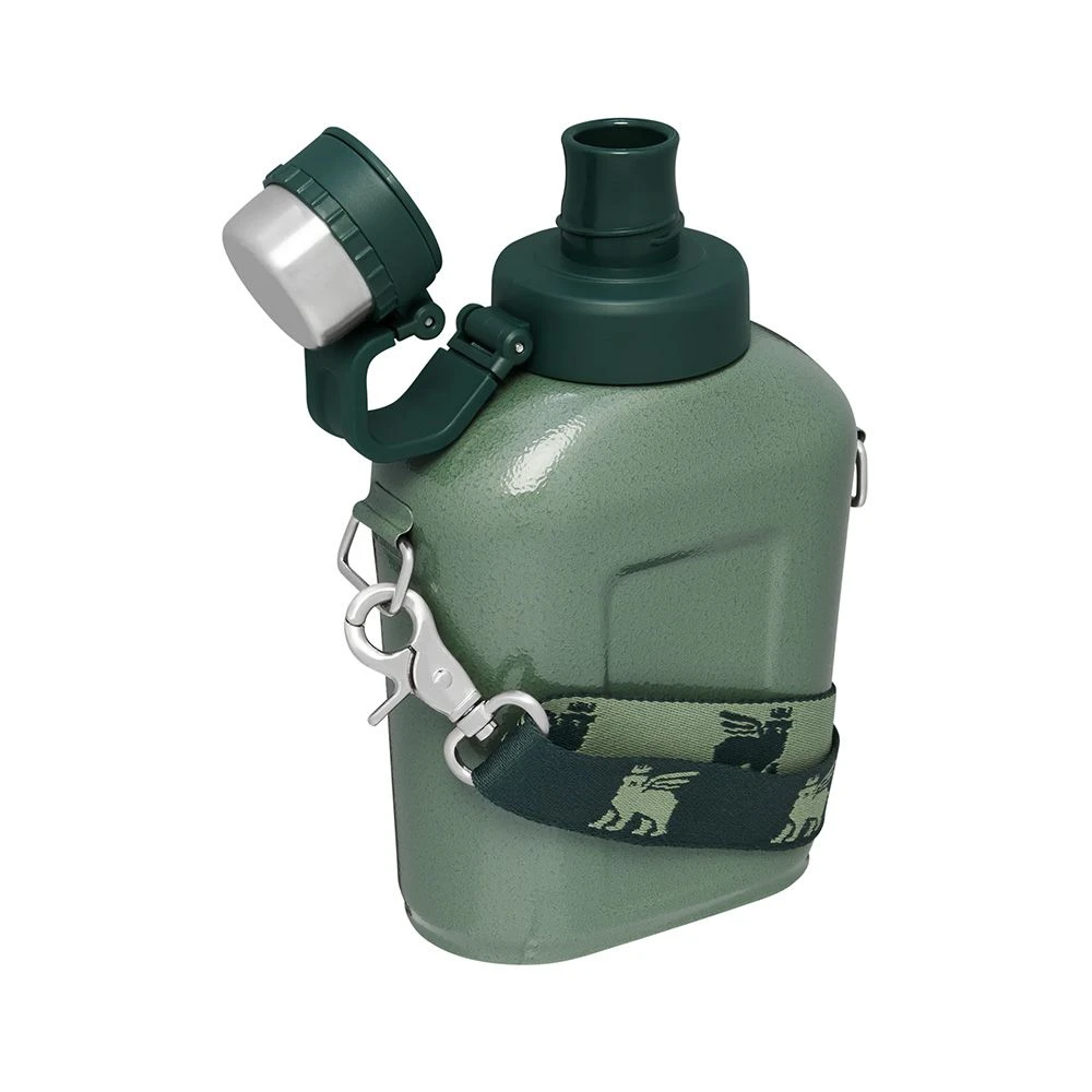 Stanley Classic Steel Canteen 1.1QT - Image 5
