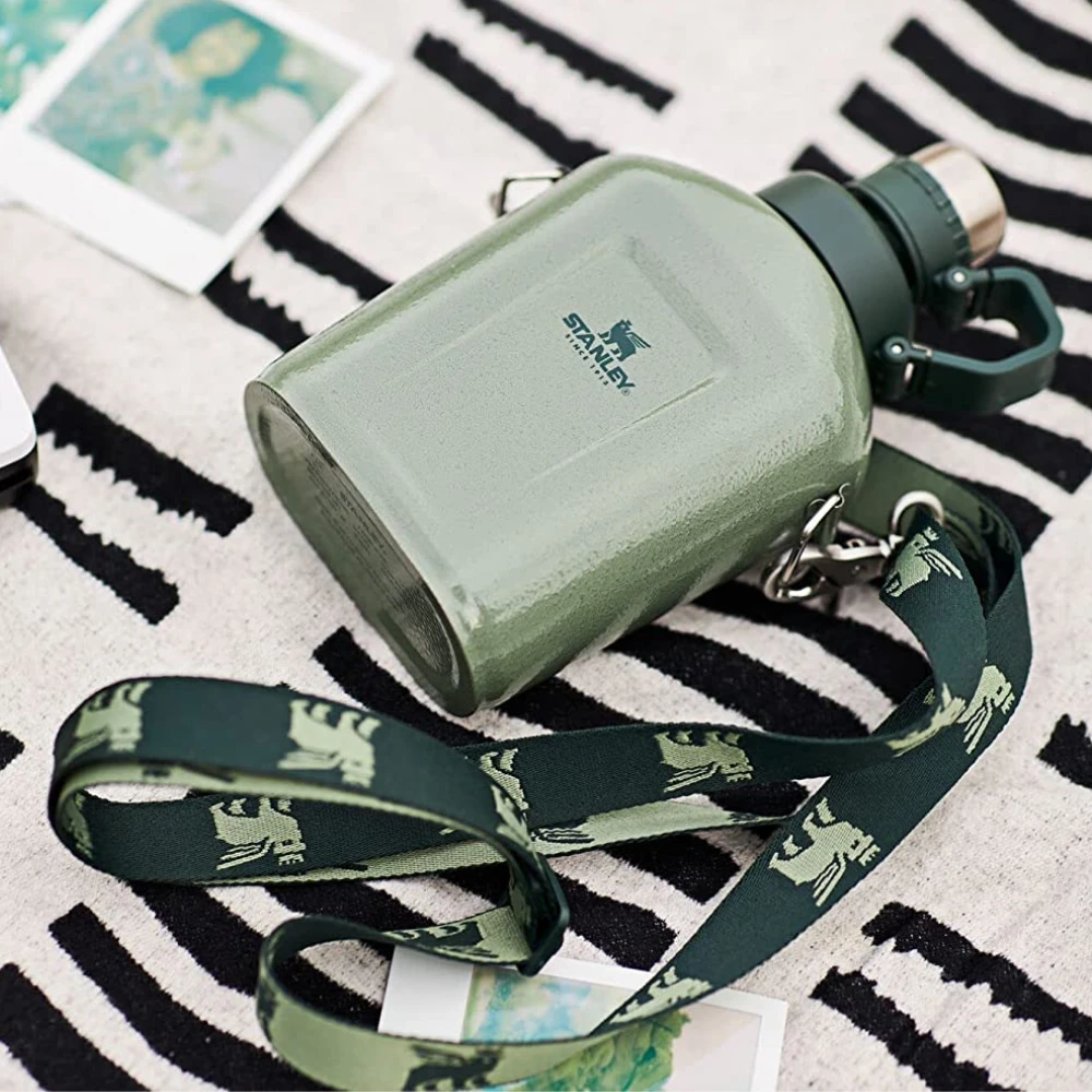 Stanley Classic Steel Canteen 1.1QT - Image 6