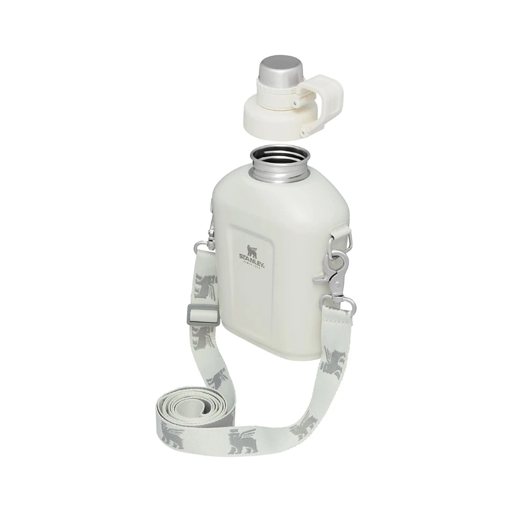 Stanley Classic Steel Canteen 1.1QT - Image 17