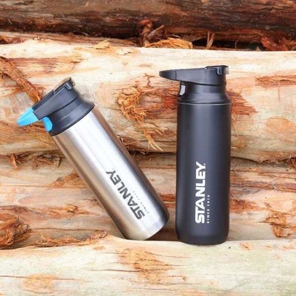 Stanley Adventure 16oz Switchback Travel Mug - Image 11