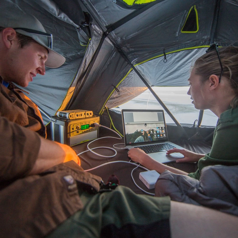 Goal Zero Yeti 400 AGM International 220V - Image 5