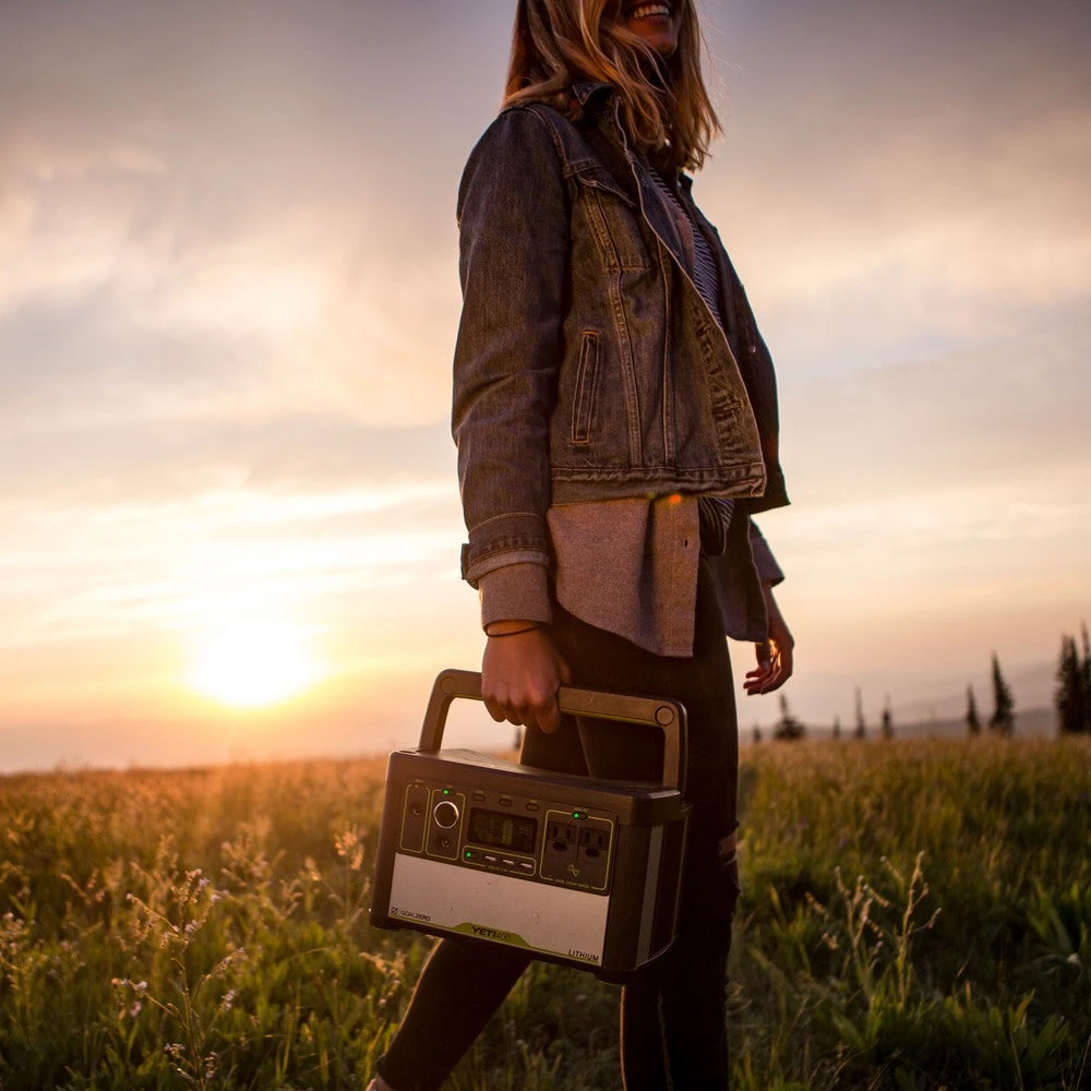 Goal Zero Yeti 400 AGM International 220V - Image 4