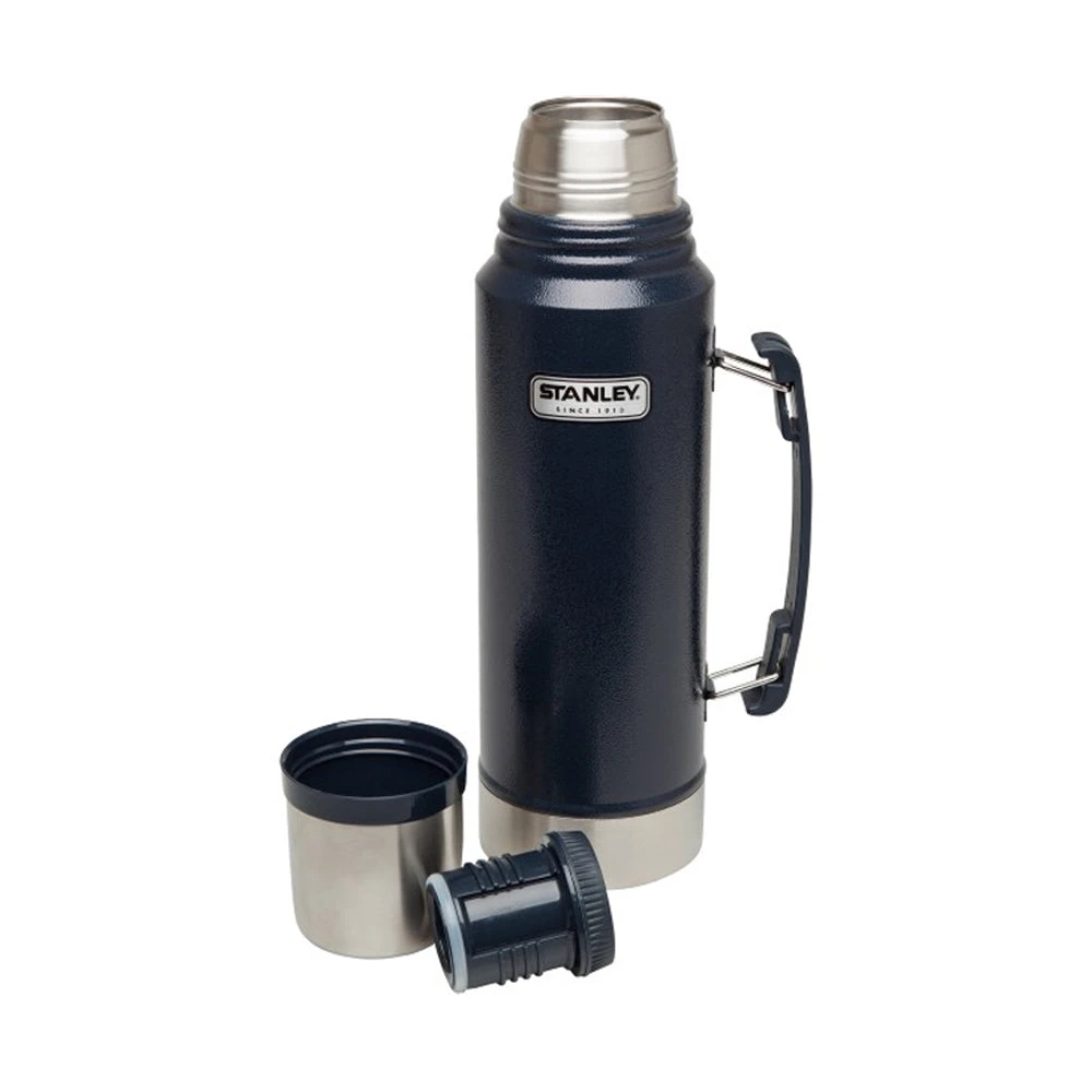 Stanley Classic Vacuum Insulated Bottle 1.4QT - Image 5