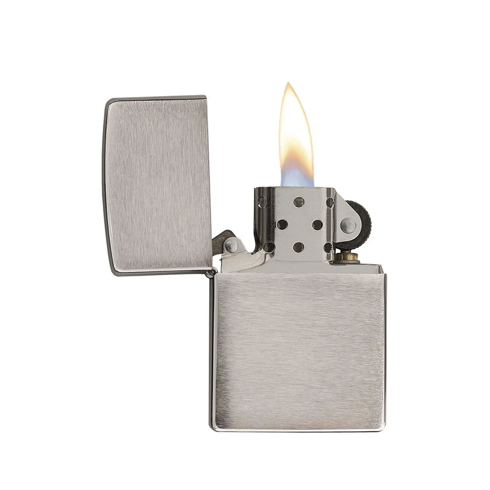 Zippo 200 Classic Brushed Chrome - Refillable Windproof Lighter - Image 2